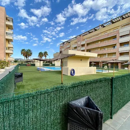 A&n Spacious With Pool & Parking Apartment